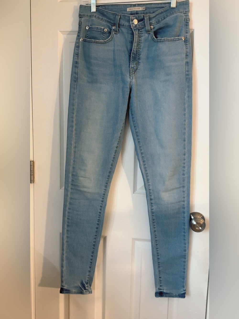 Levi’s 721 High Rise Skinny Light/Medium